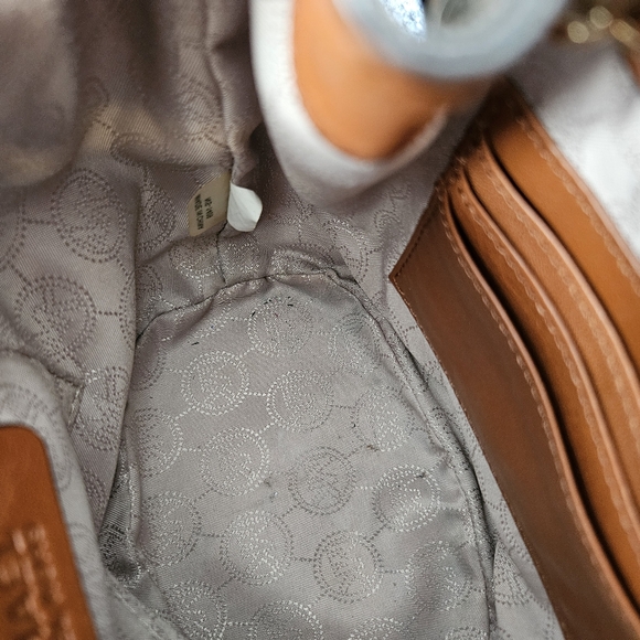 MICHAEL Michael Kors Frankie Drawstring Monogrammed Crossbody - Picture 5 of 14